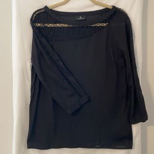 ONE STEP Black 3/4 Sleeve Top